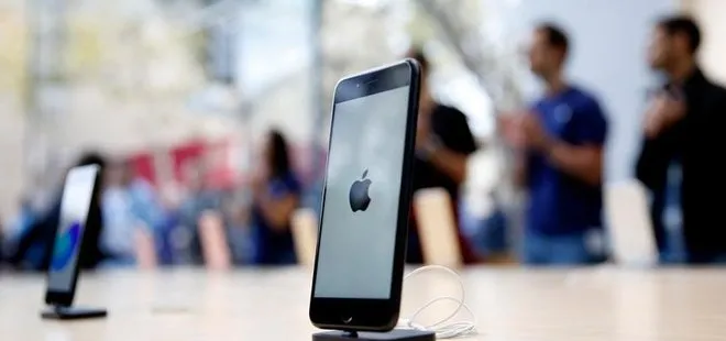 iPhone üreticisi Apple çakıldı