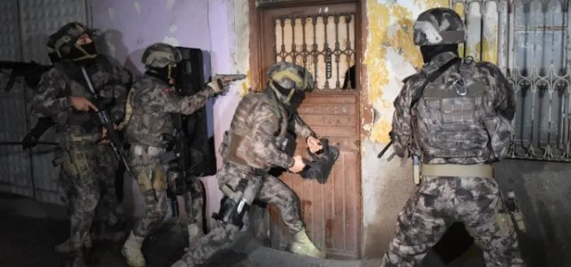 Diyarbakır’da PKK’ya ağır darbe! 9 şüpheli...