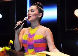 Son dakika: Demet Akalın saldırı anını anlattı ve ekledi: O adamı bulacağım