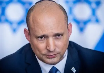 İsrail'in eski başbakanı Naftali Benet'ten alçak sözler: Gazze'yi ezin! Onların bin anası ağlasın bizim bir anamız ağlamasın