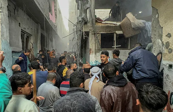 1709741126357.jpg Hamas'tan ikiyüzlü ABD'ye sert çıkış: Halkımızın kanına bulanan imajları düzelmeyecek - 2
