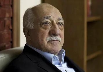 FETÖ elebaşı Gülen'den örgüt üyelerine medyayı izleme yasağı