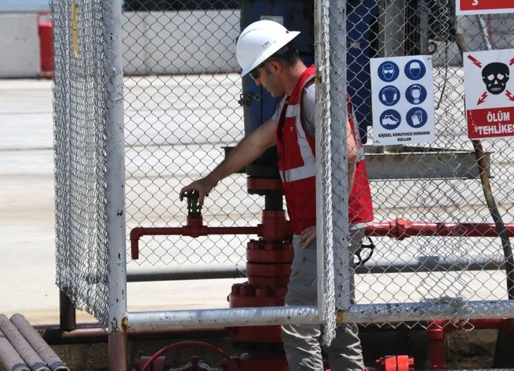 Enerji ve Tabii Kaynaklar Bakanı Fatih Dönmez Adana'da yeni petrol keşiflerine işaret etti!