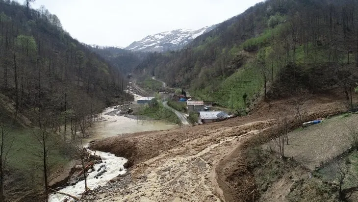 Bilim insanı açıkladı! Karadeniz’e sel ve heyelan uyarısı! O tarihe dikkat! Tehlike henüz geçmedi