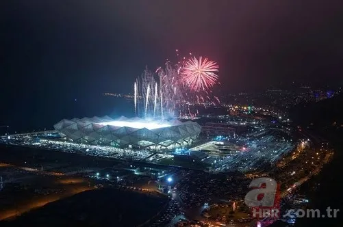 Bordo-mavili takım tarih yazdı! Trabzonsporlular meydanları doldurdu! 38 yıl sonra gelen şampiyonluk sevinci 14