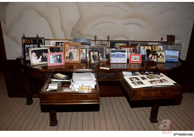 Epstein davasında ikinci dosya yayımlandı! ABD Başkanı Trump’a “çok sayıda atıf” 24