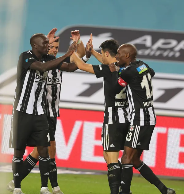 Kartal Kadıköy’de uçtu: Beşiktaş Fenerbahçe’yi deplasmanda mağlup etti