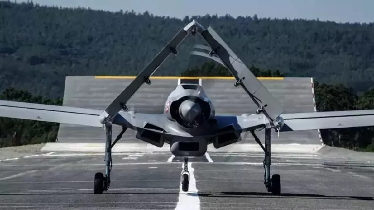 Bayraktar'dan bir başarılı test daha! TB3 SİHA 4. Rampa Kalkış'ı tamam...