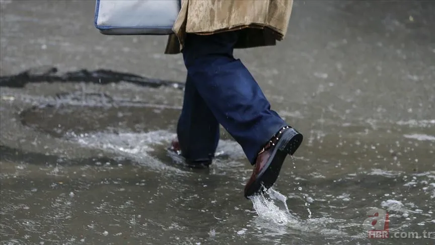 KIŞLIKLARI ÇIKARIN! Meteoroloji İstanbul için gün verdi: Sağanak yağış geliyor! SON DAKİKA HABERLER 12