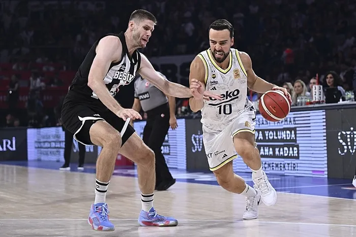 Fenerbahçe Beko 38. Erkekler Cumhurbaşkanlığı Kupası’nı kazandı! Sarı-lacivertliler 8. kez mutlu sona ulaştı