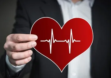 Uzmanı uyardı: "Bacak ağrısı kalp krizinin habercisi olabilir"