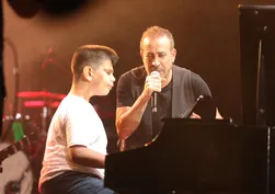 Haluk Levent’ten korkutan haber! Konseri yarıda kesti: "Tüm şartları zorlayarak geldim"