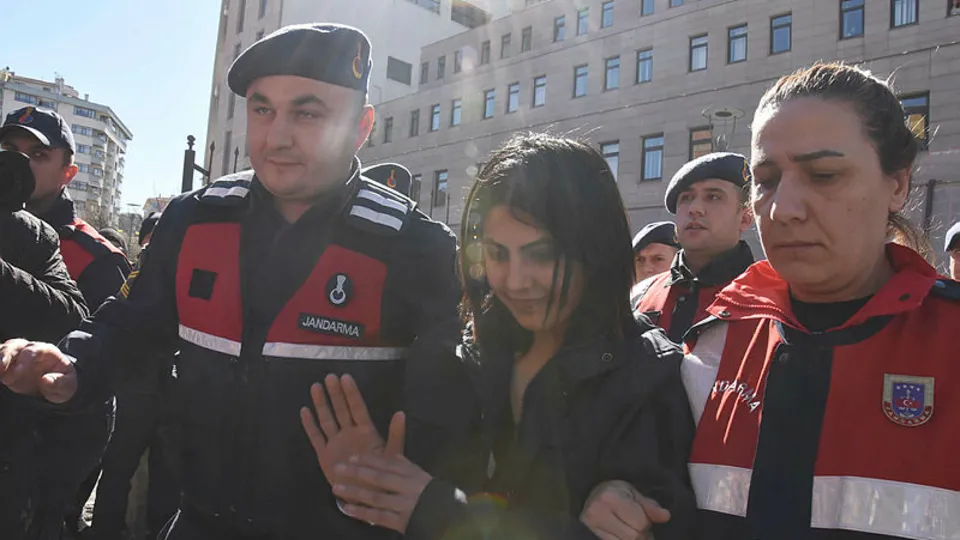 Eskişehir’de ormanda nişanlısını vahşice öldüren Zehra’ya ömür boyu hapis istemi