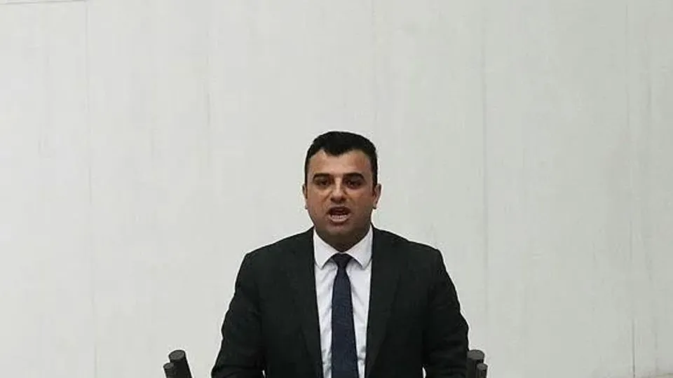 Meclis’te skandal sözler! DEM Partili Ömer Öcalan Türk ordusunu soykırımcı İsrail askerine benzetti | AK Parti’den sert tepki