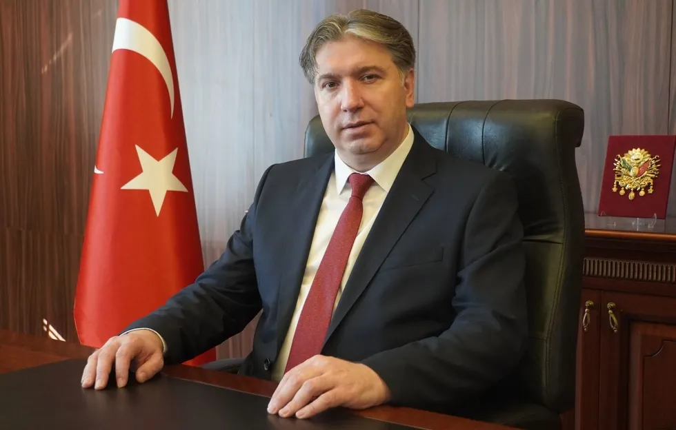 resmi-gazetede-atama-karari-yok-uyeleri-ve-8-universitenin-rektoru-degisti-1784765324229.jpg Yalova Üniversitesi Rektörü Mehmet Bahçekapılı