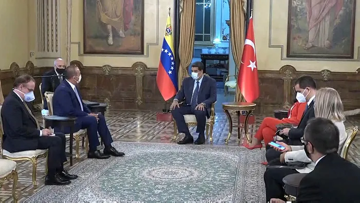 Son dakika: Dışişleri Bakanı Mevlüt Çavuşoğlu Venezuela’da Devlet Başkanı Nicolas Maduro ile görüştü