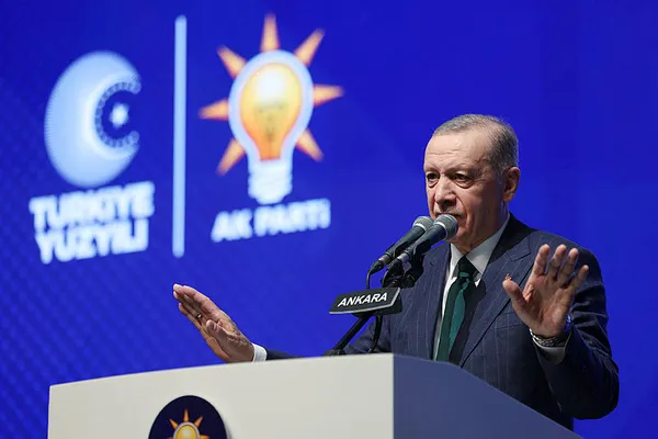 AK Parti’nin Ankara ve İzmir adayı belli oldu! Başkan Recep Tayyip Erdoğan adayları tek tek açıkladı...