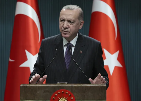 baskan-recep-tayyip-erdogan-acikladi-yilbasinda-sokaga-cikma-yasagi-var-mi-okullar-acilacak-mi-esnafa-hangi-mujdeler-var-1607967314622.jpg Başkan Recep Tayyip Erdoğan açıkladı! Yılbaşında sokağa çıkma yasağı var mı? Okullar açılacak mı? Esnafa hangi müjdeler var? - 1