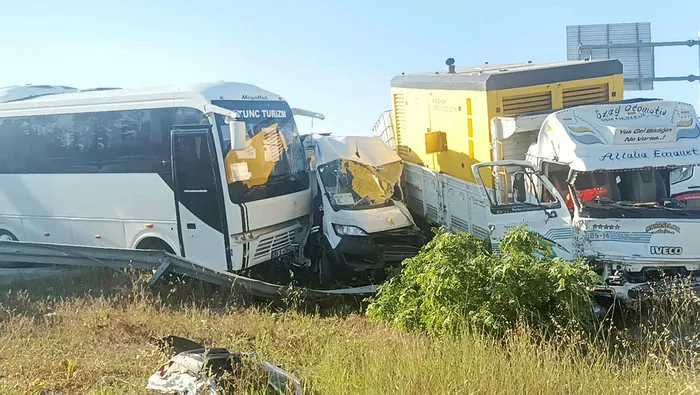 Tekirdağ'da feci kaza! 18 işçi yaralandı - 2