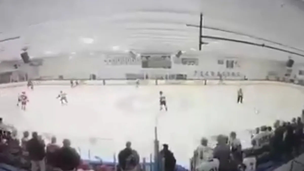 Buz hokeyi maçında silahlı saldırı! Ölü ve yaralılar var