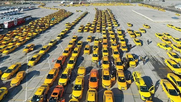 danistaydan-taksiler-icin-ic-kamera-takilmasi-karari-yolcu-ve-sofor-guvenligi-icin-onay-cikti-1665314056021.jpg Danıştay'dan taksiler için iç kamera takılması kararı! Yolcu ve şoför güvenliği için onay çıktı - 2