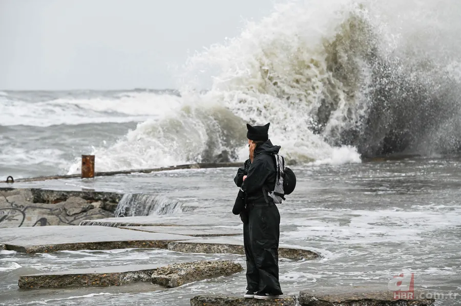 İstanbul’da poyraz etkisi donduracak! Meteoroloji yeni hafta için uyardı: Çığ, fırtına... 4