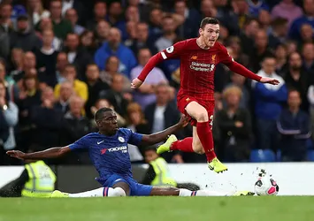 Chelsea'yi yenen Liverpool 6'da 6 yaptı! Beşiktaş'ın rakibi Wolverhampton berabere kaldı