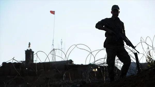 pkkdan-kacan-terorist-teslim-oldu-1668869963086.jpg PKK'dan kaçan terörist teslim oldu - 2