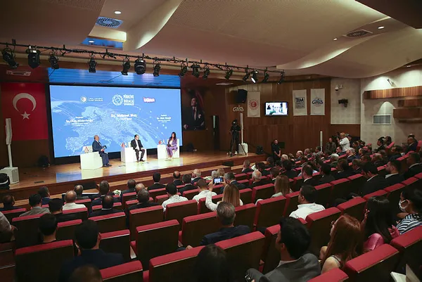 TURKUVAZ Medya iş ve ekonomi dünyasını buluşturdu! İhracat seferberliği Gaziantep’te