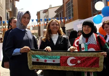 Sümeyye Erdoğan Bayraktar: Türkiye dünyaya insanlık dersi veriyor