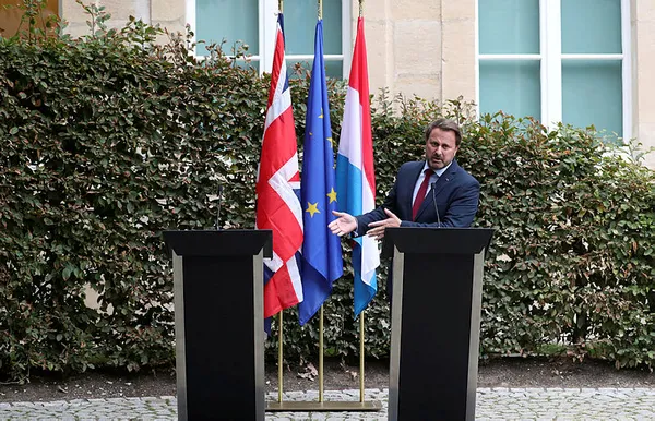 İngiltere Başbakanı Boris Johnson tepkiler üzerine kürsüye çıkmadı! - 2