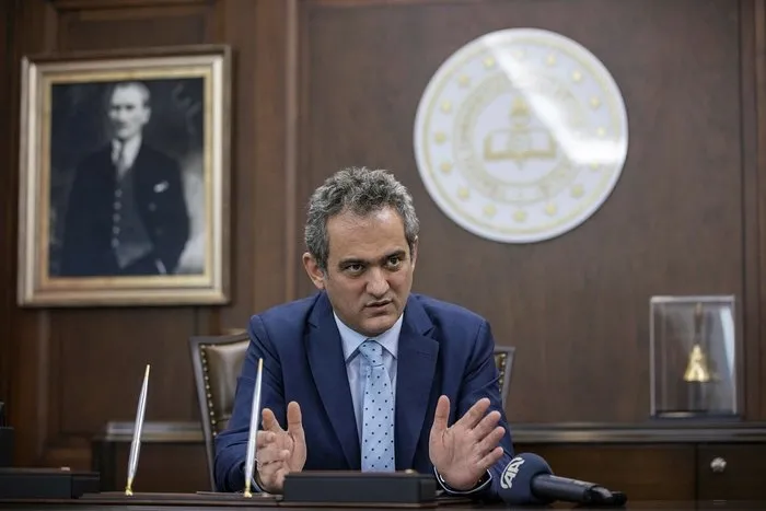 Son dakika: Milli Eğitim Bakanı Mahmut Özer duyurdu! 2022’de okullarda uygulanmaya başlanacak