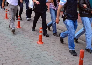 Çanakkale'de FETÖ operasyonu