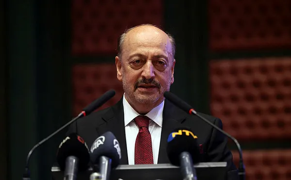 1682608729916.jpg AK Parti'den ekonomide üst üste yeni müjdeler! Esnafı mutlu edecek haber! Bakan Bilgin: İlk fırsatta düzenleme yapacağız - 1