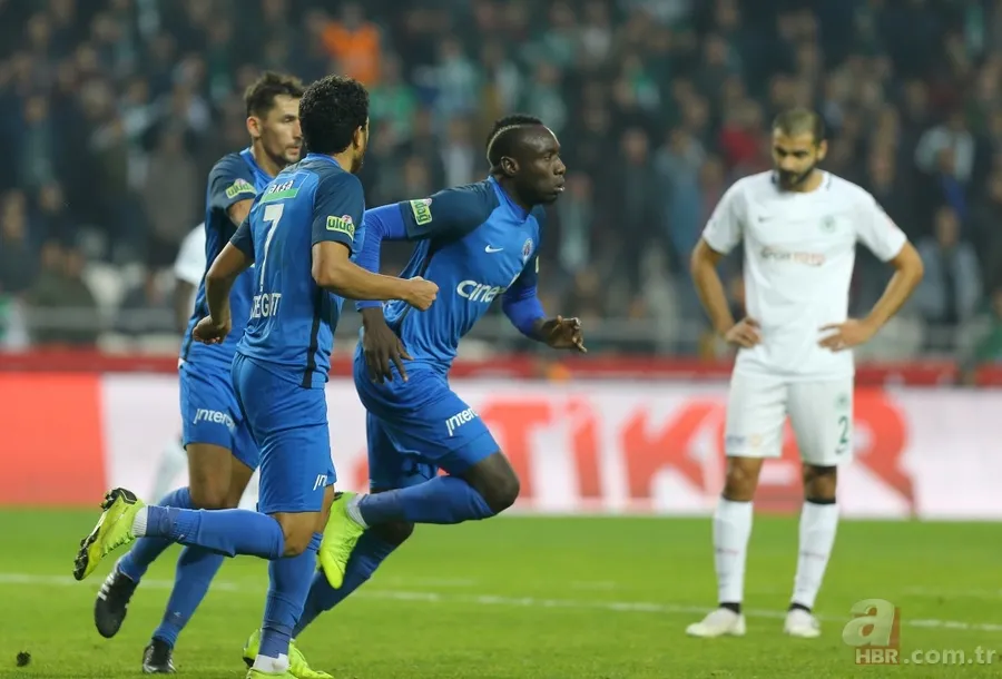 Konyaspor Kasımpaşa maçında gol düeollosu yaşandı 19