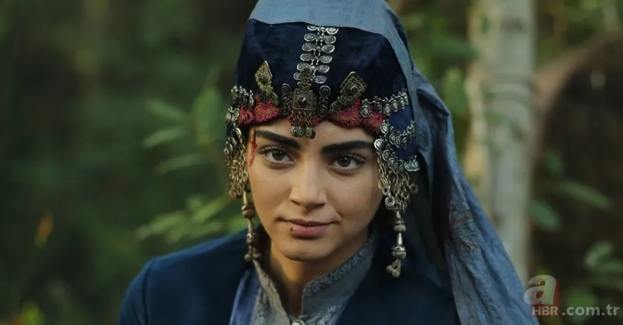 Hadise'nin ünü tüm aileye yaradı! "Derya Açıkgöz soyadının hakkını verdi" 15