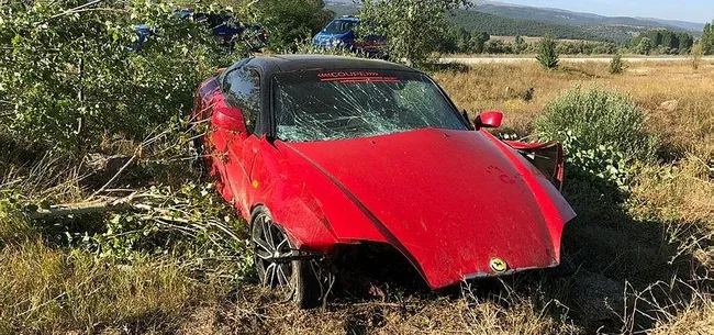 Gümüşhane'de lüks araçla tarlaya uçan Uzman Onbaşı Tarık İnce hayatını kaybetti - 1