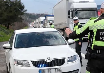 Yetkisiz çakar kullanana 96 bin TL ceza