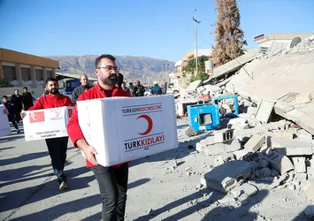 İlk yardım elini yine Türkiye uzattı