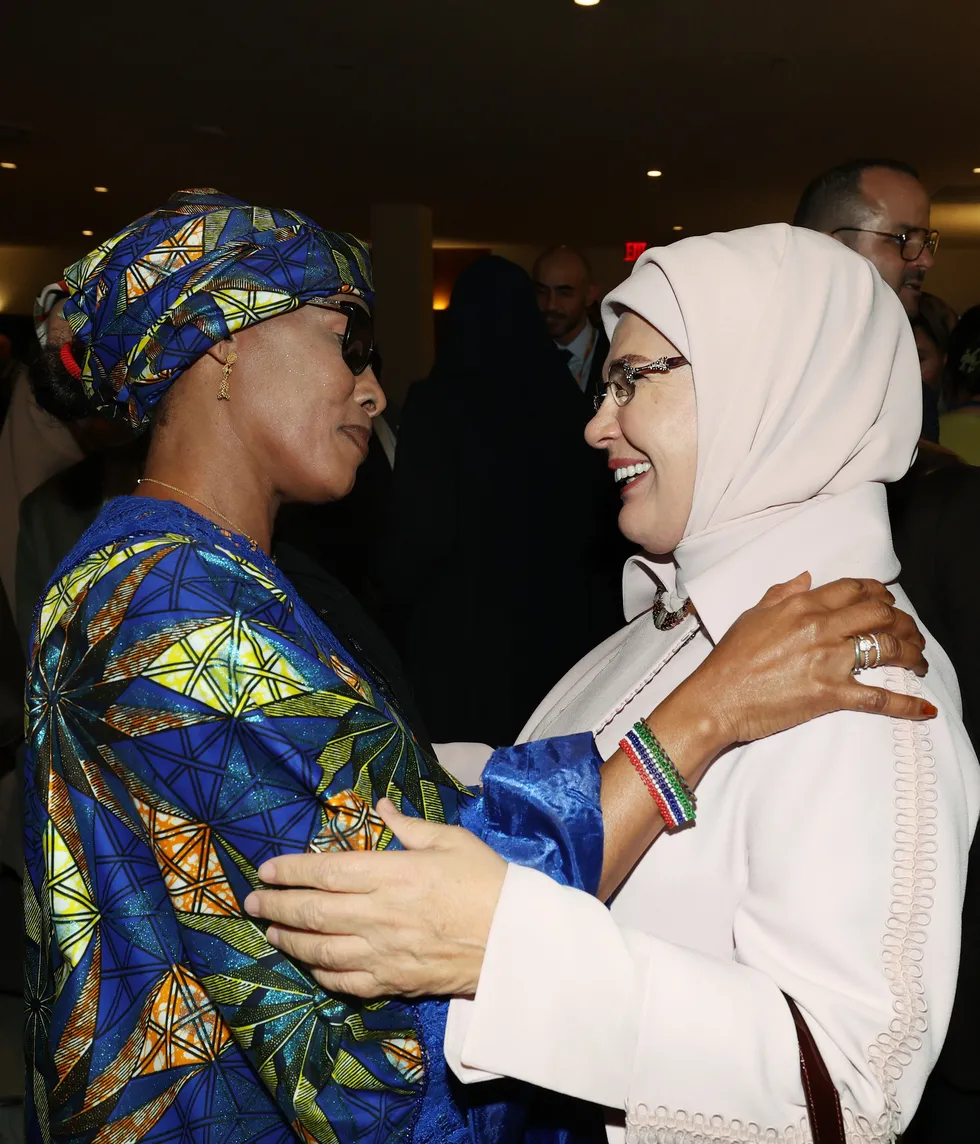 1790133231208.jpg Emine Erdoğan'dan BM'de çocuklar için güvenli dijital sistem çağrısı - 7