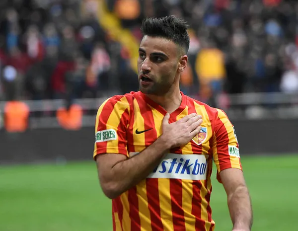 Son dakika haberi | Deniz Türüç Fenerbahçe’de