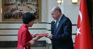 5 ülkenin büyükelçisinden Erdoğan’a güven mektubu