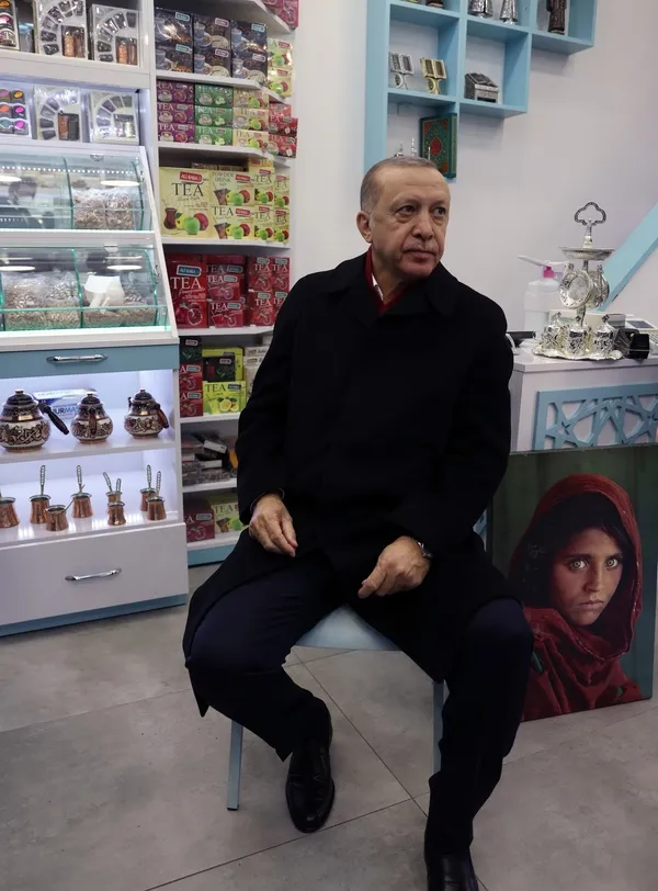 1609506800758.jpg Başkan Erdoğan'dan cuma namazı sonrası sürpriz ziyaret! - 4