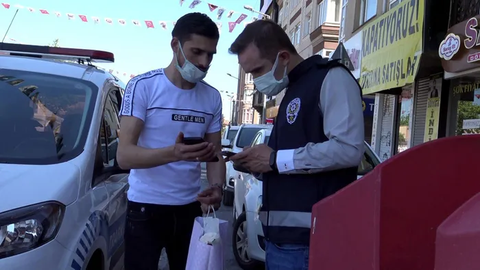 Avcılar'da izin belgesiz nişanlısına çiçek götürmek istedi cezayı yedi - 2