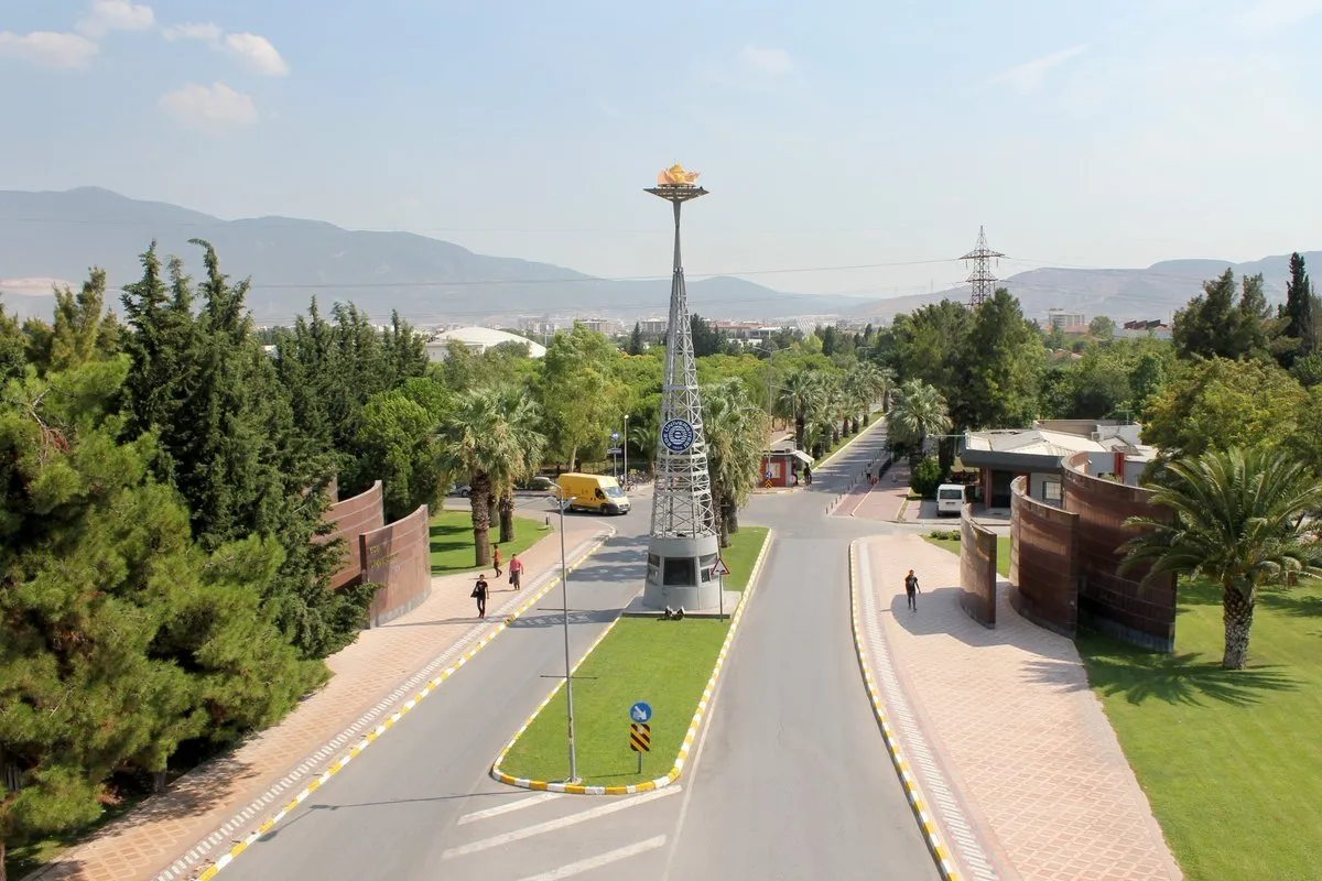 Ege Universitesi Taban Tavan Puanlari Basari Siralamasi 2019 Ege Universitesi Nde Hangi Bolum Kac Puanla Aliyor