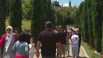 15 Temmuz Şehitler Anıtı’na ziyaretçi akını