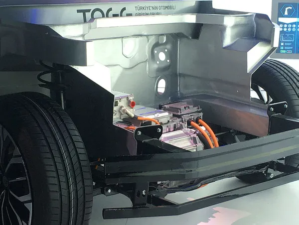 Mustafa Destici'den "Türkiye'nin Otomobili"ne destek - 1