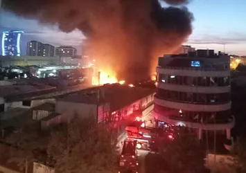 Son dakika: Avcılar'da fabrika yangını