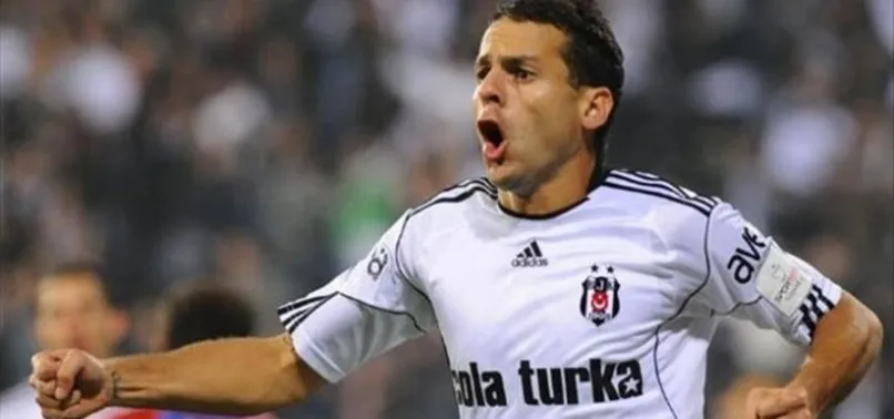 Beşiktaş’ın eski yıldızı Bobo futbolu bırakıyor! Beşiktaş sözleri...