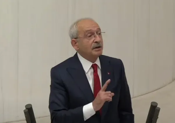 Kılıçdaroğlu’ndan Meclis kürsüsünde provokasyon: Milletin iradesini hedef alıp AK Partili vekillere parmak salladı